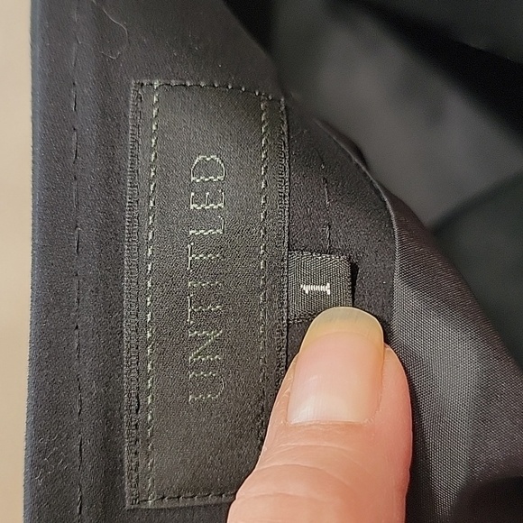 Untitled Size 1 Black Pencil Skirt, Back Zipper Closure, Exc. Used Condition - Picture 10 of 10